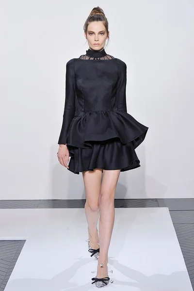 Look 2